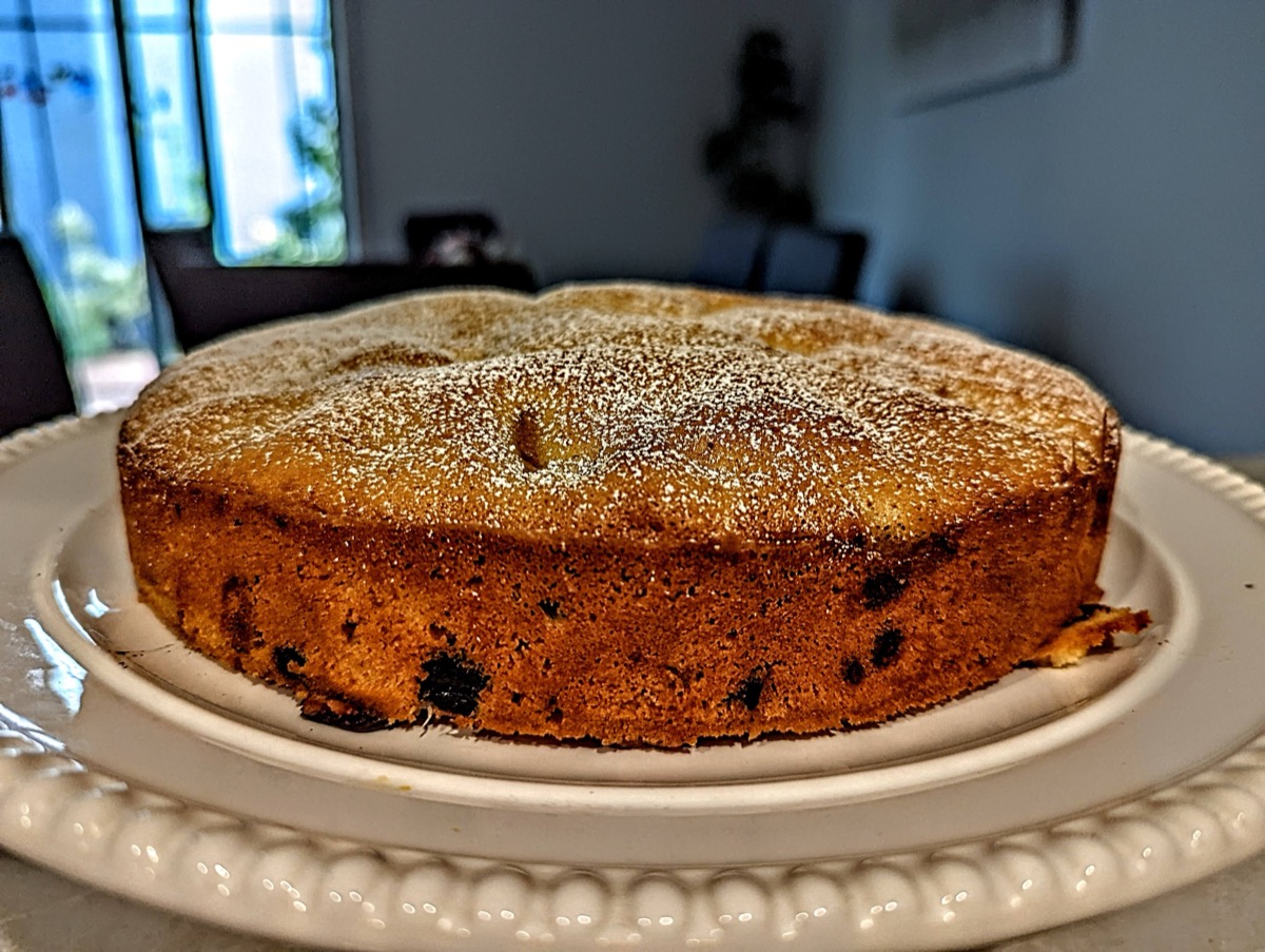 Blueberry bundt cake with powdered sugar